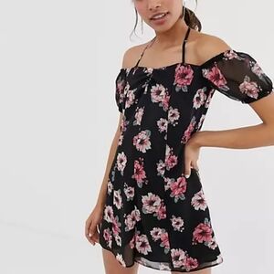 ASOS Design Black Summer Floral V- Neck Tie Off  Shoulder Swing Rompers Size 4